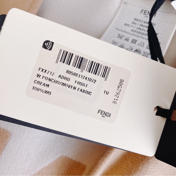 FENDI logo intarsia fringed wool poncho cape wrap - Picture 10 of 10